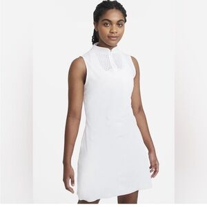 NWT Nike Women's Flex Ace Sleeveless
Golf Dress XS